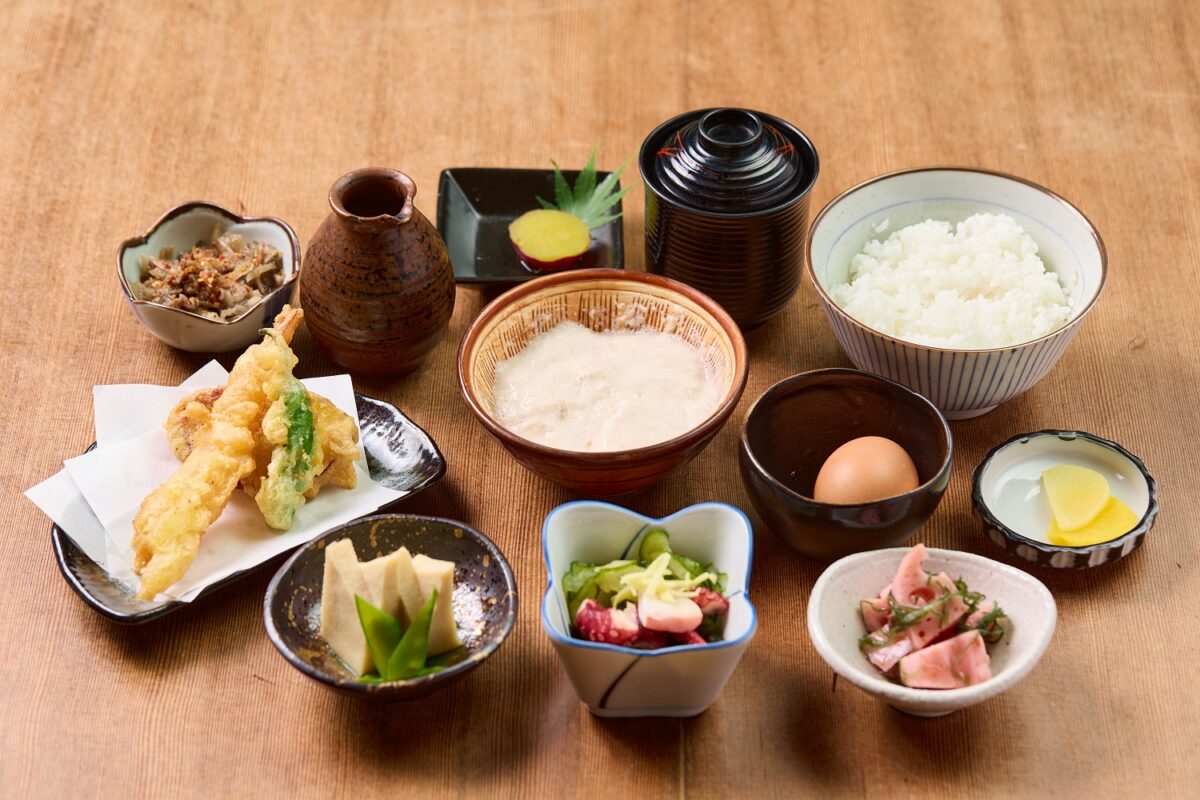 麦とろ定食